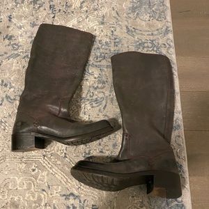 Frye brown boots